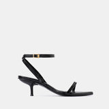 Leona - Black